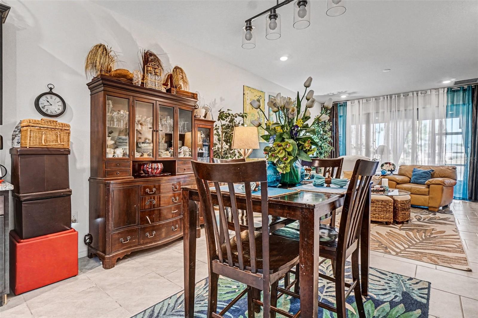 3465 MEADOW BEAUTY WAY