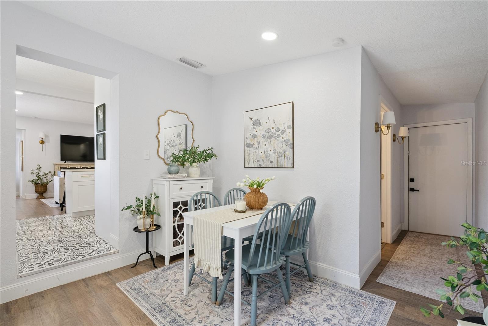 1537 FAITH CT