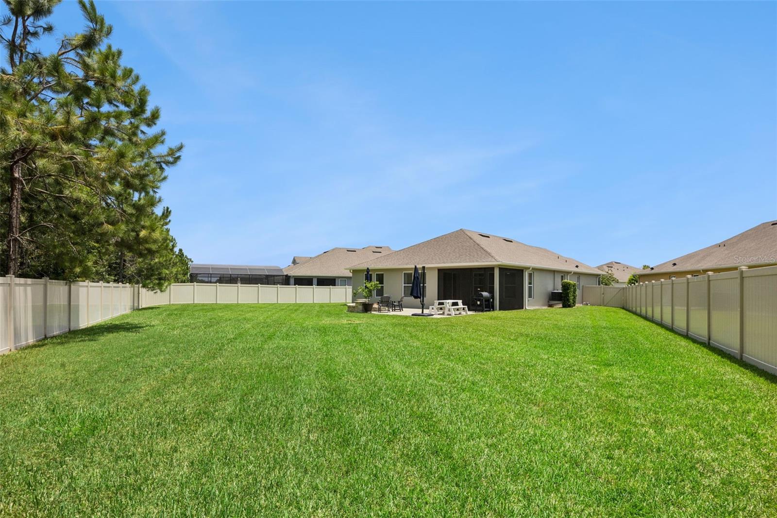 1048 WOOD DALE CIR