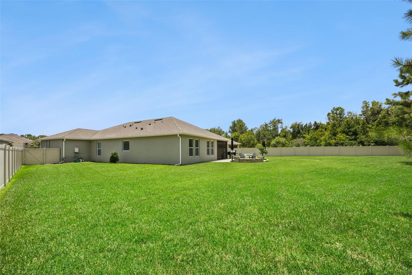 1048 WOOD DALE CIR