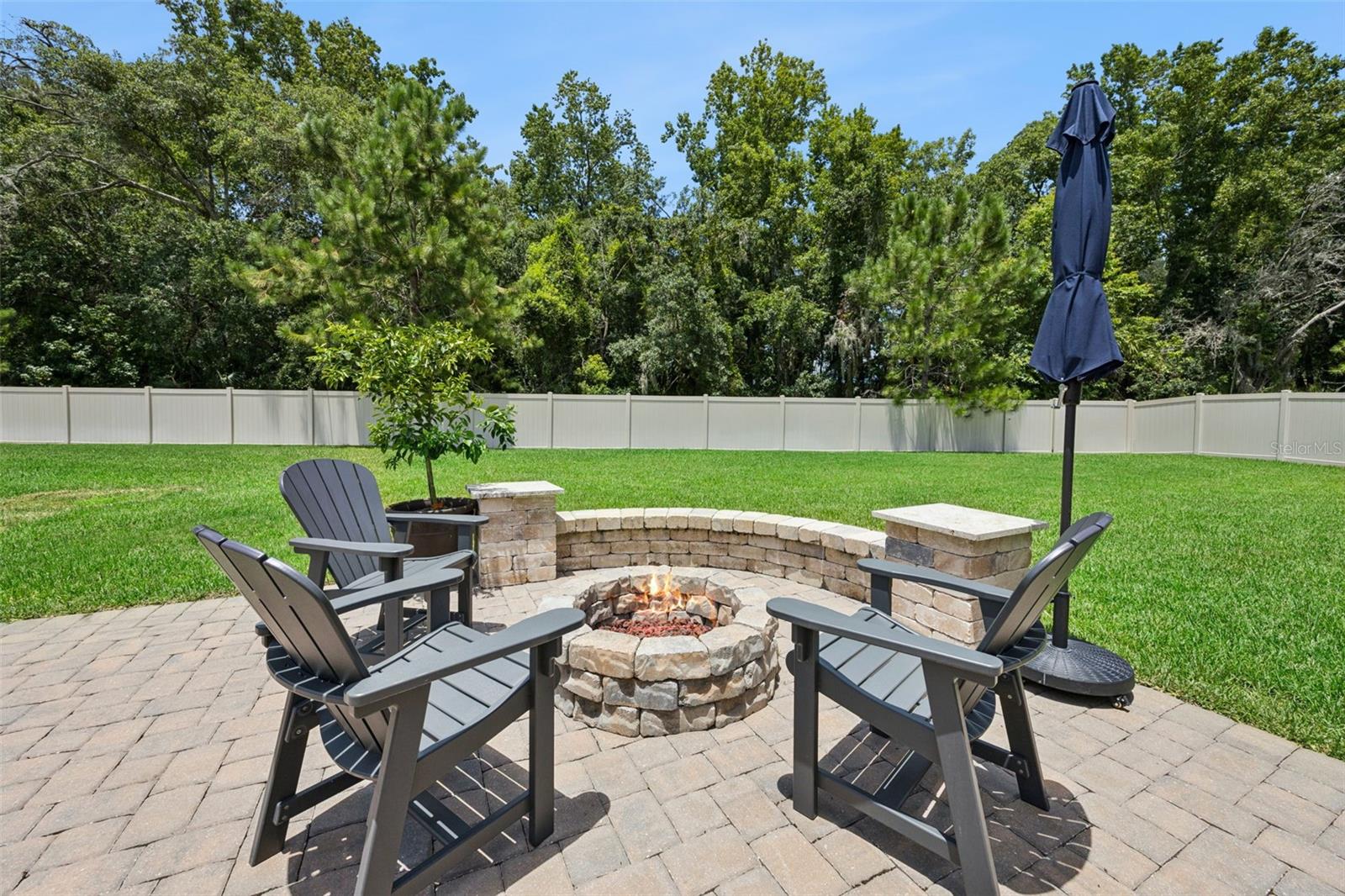 1048 WOOD DALE CIR