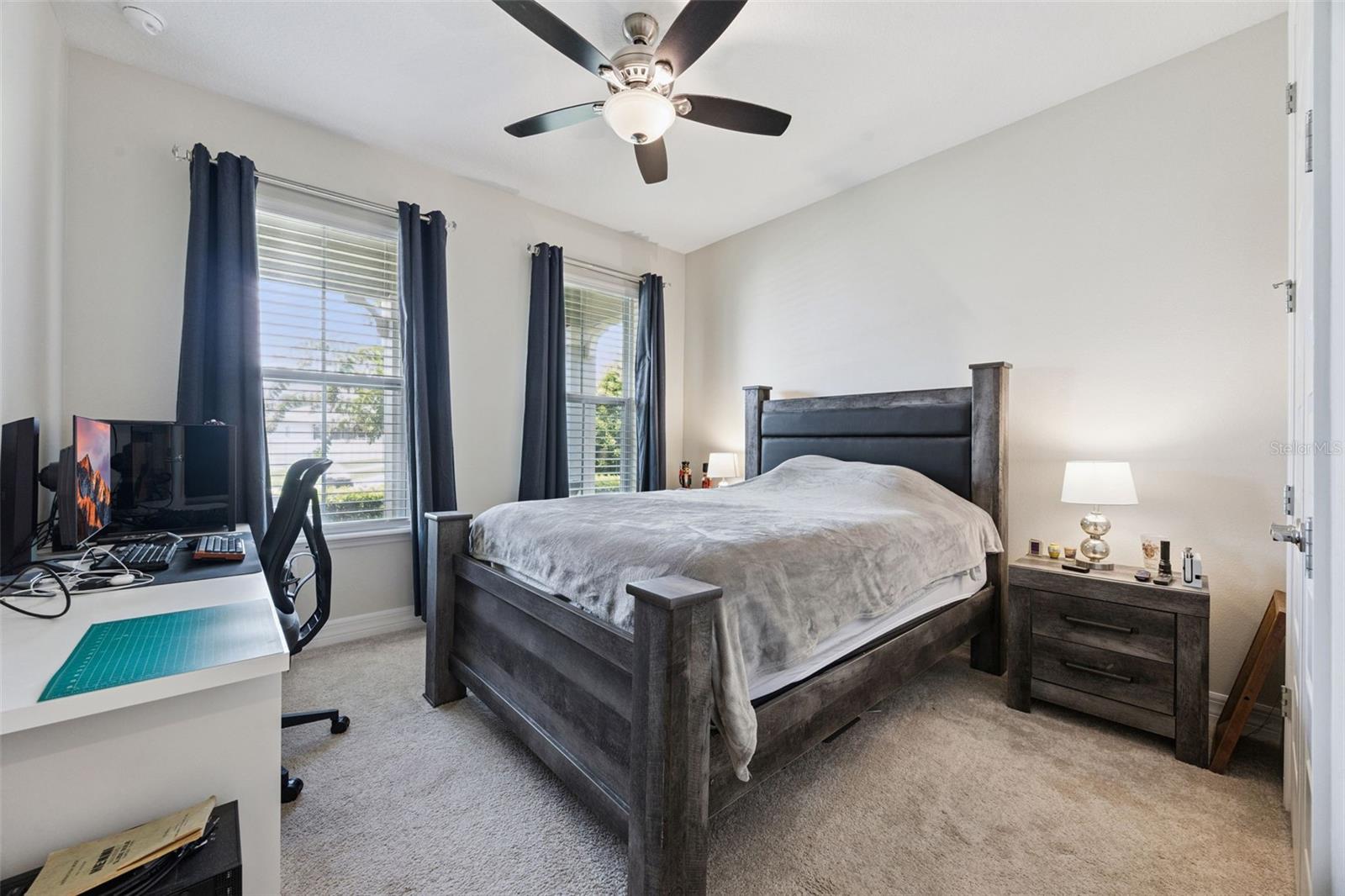 1048 WOOD DALE CIR