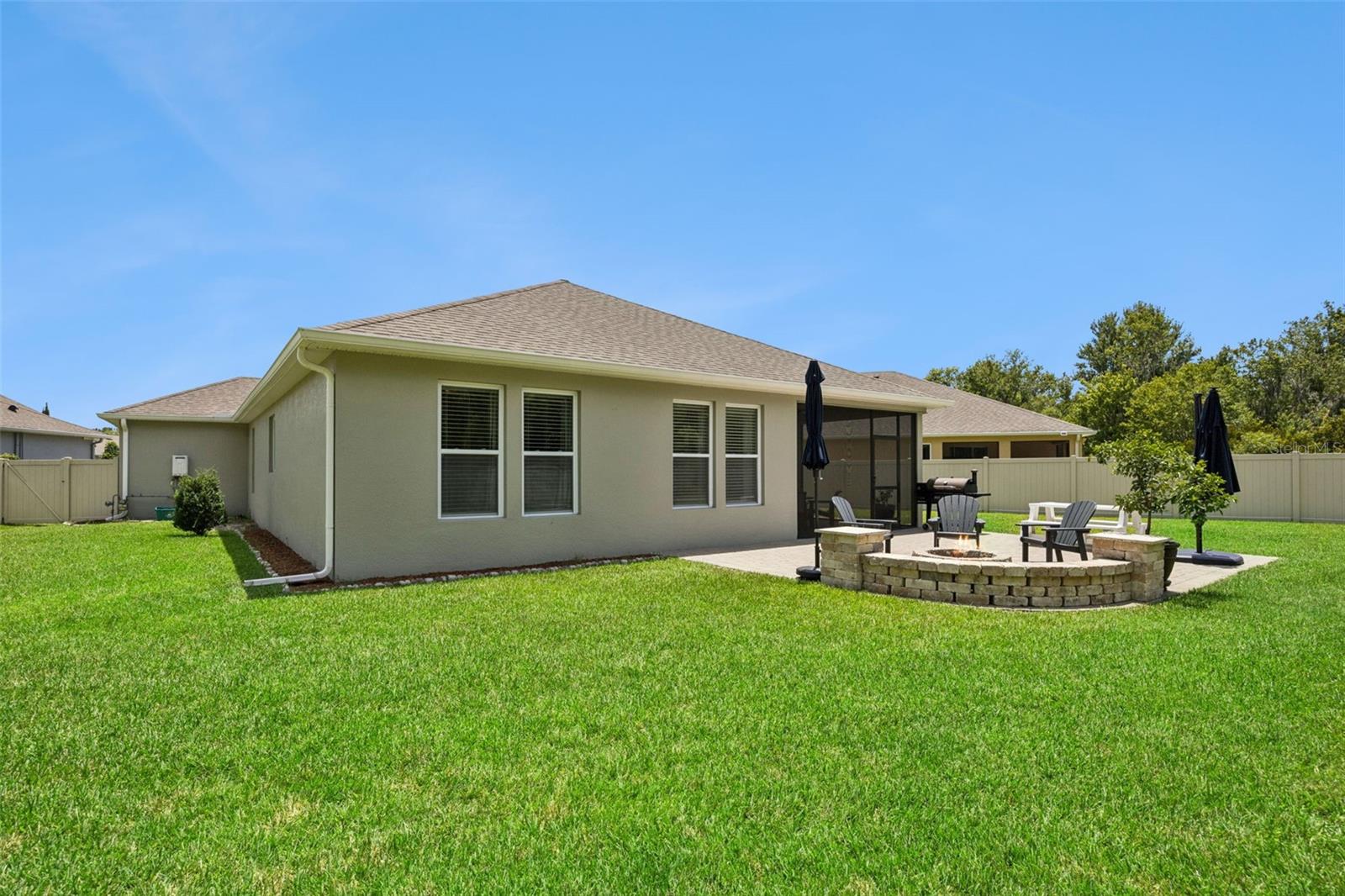 1048 WOOD DALE CIR