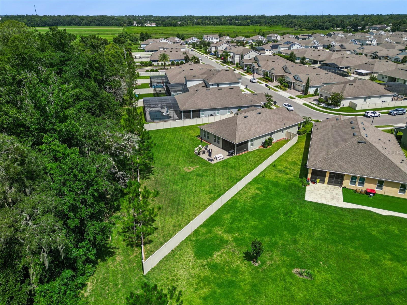1048 WOOD DALE CIR