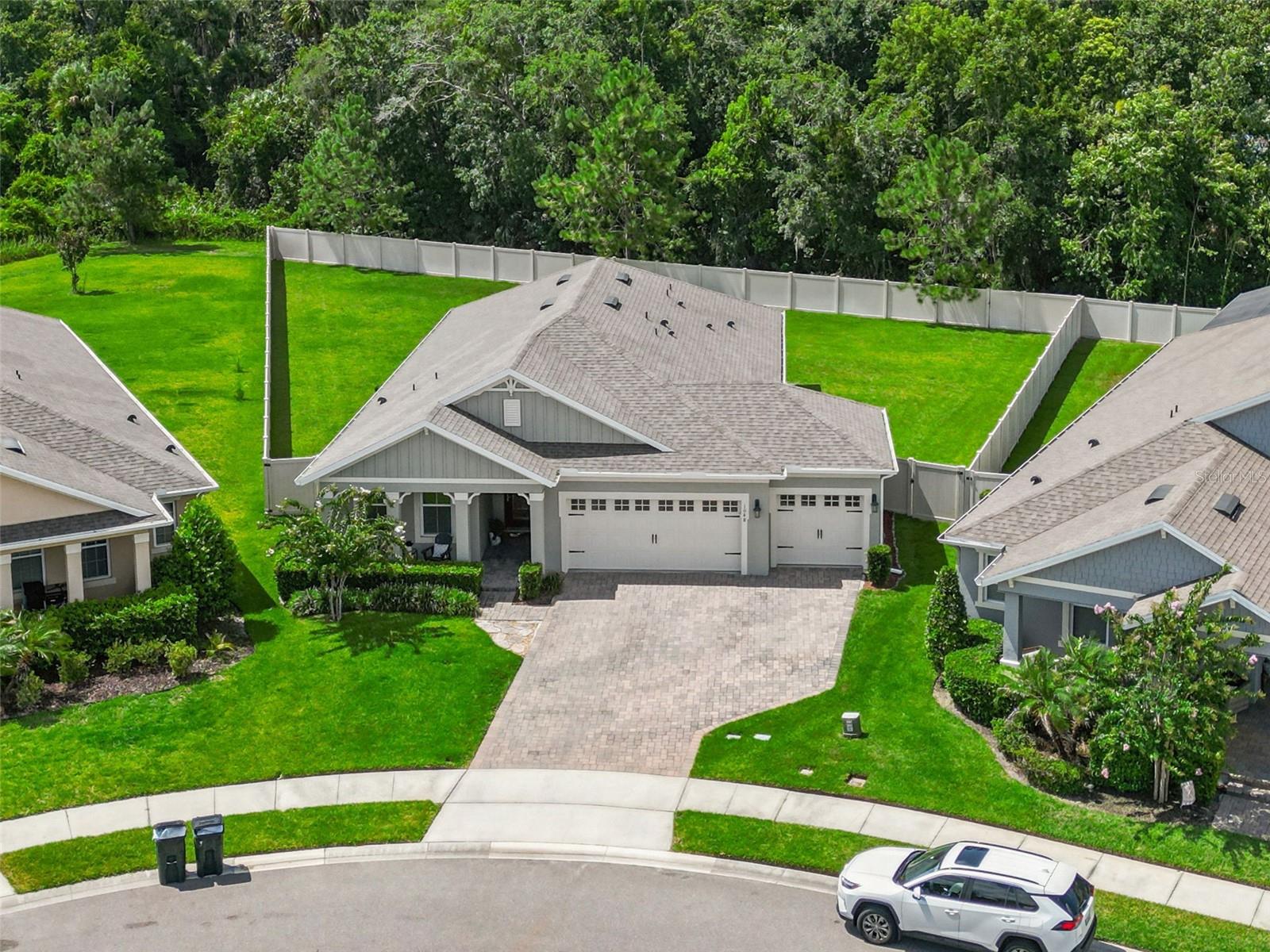 1048 WOOD DALE CIR