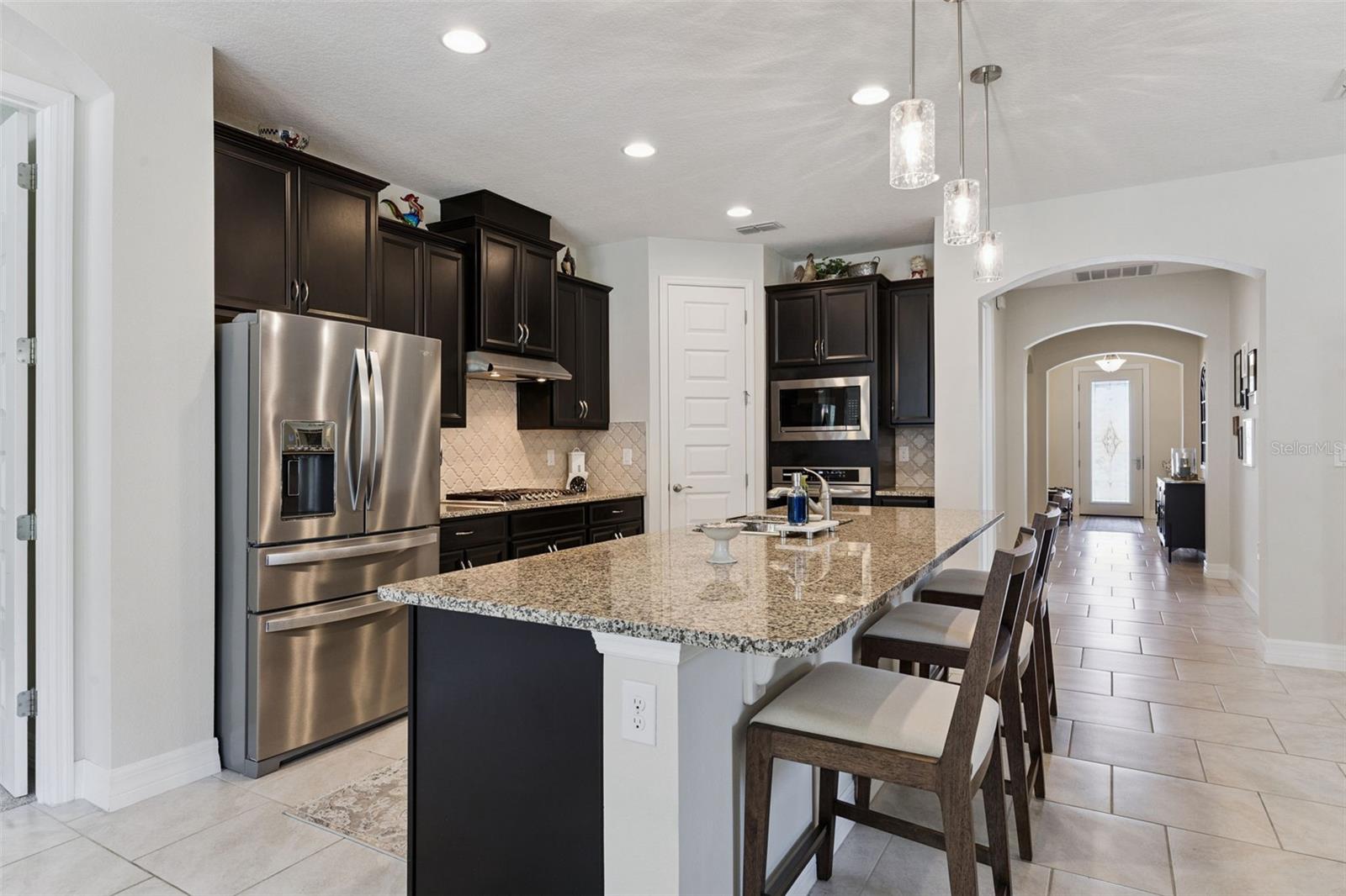 1048 WOOD DALE CIR