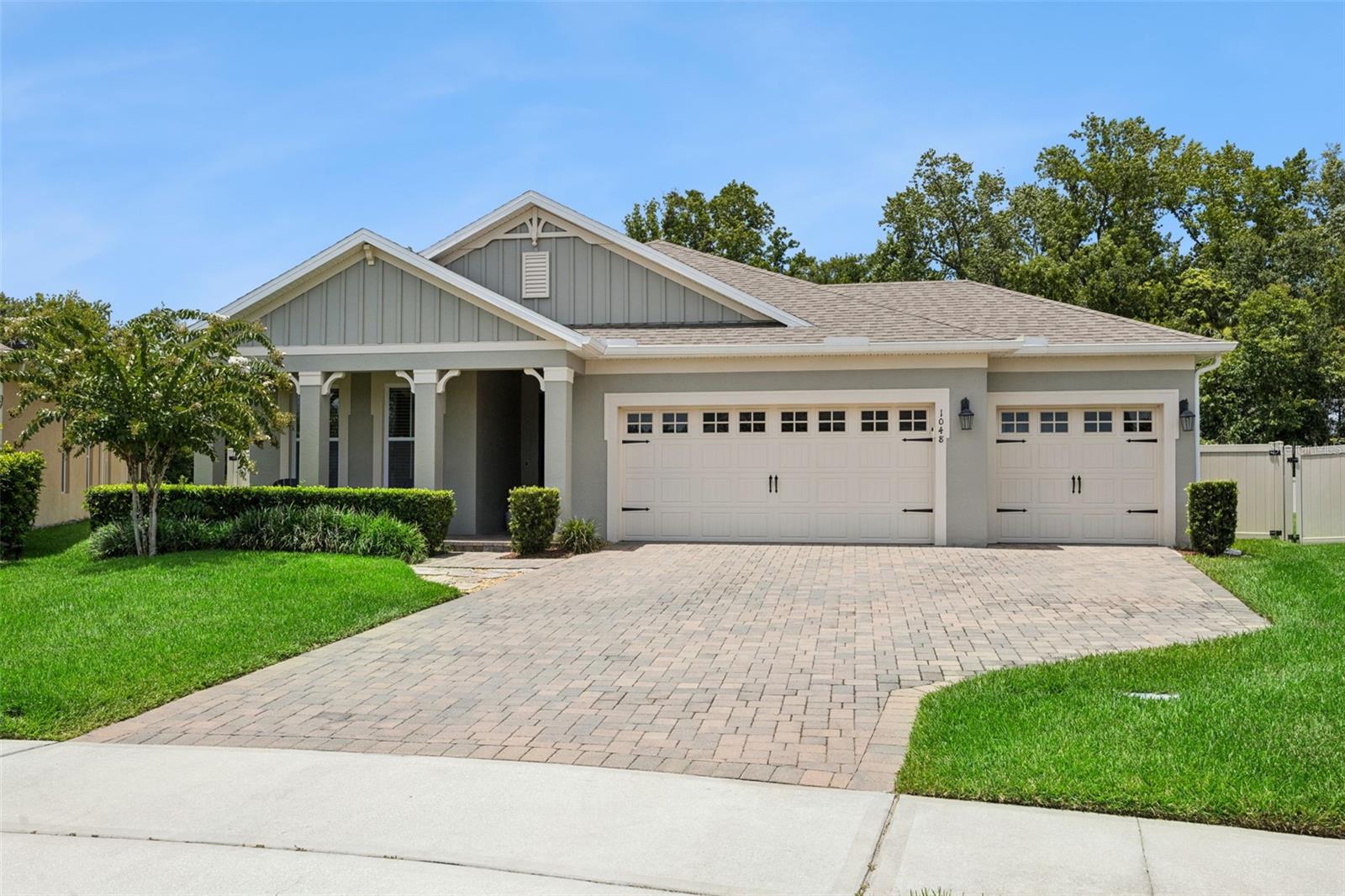 1048 WOOD DALE CIR