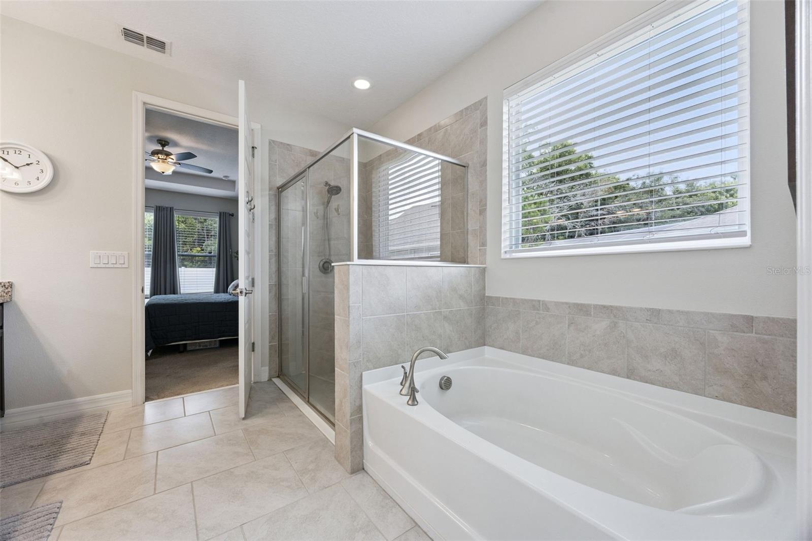 1048 WOOD DALE CIR