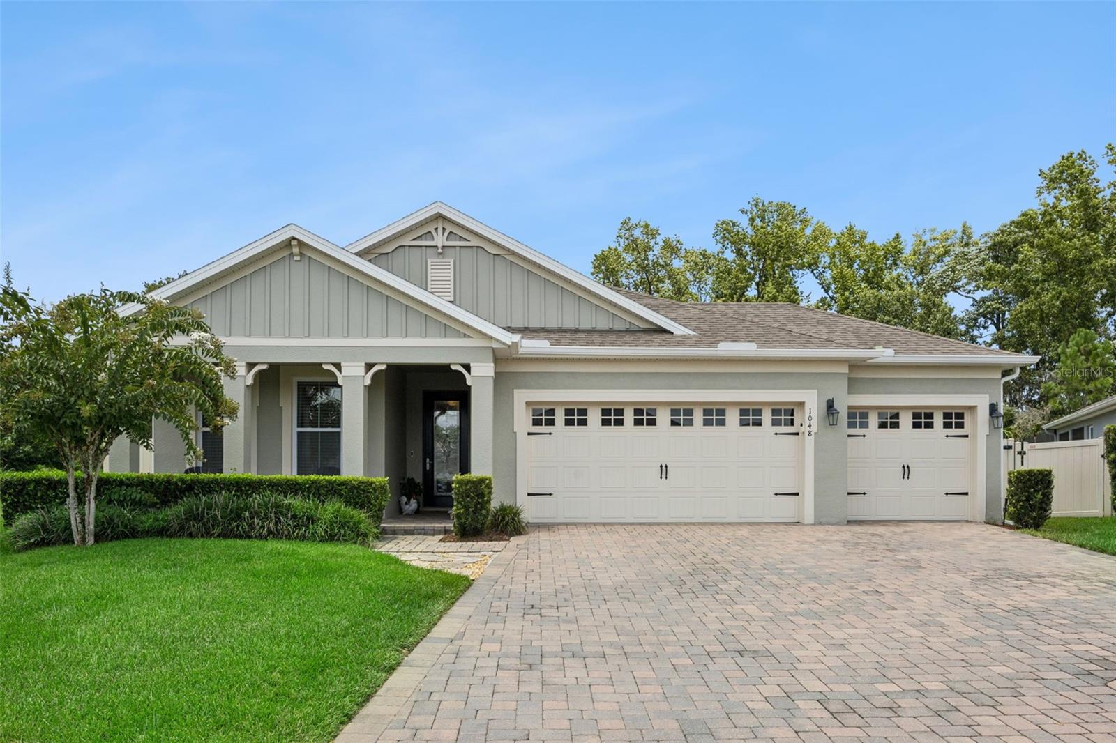 1048 WOOD DALE CIR