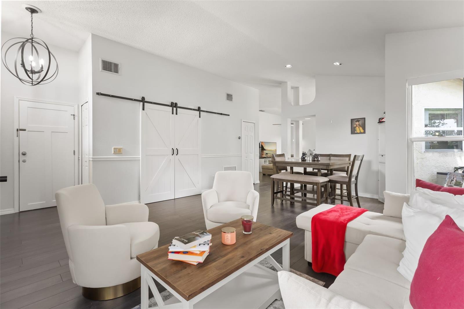 4562 CONWAY LANDING DR