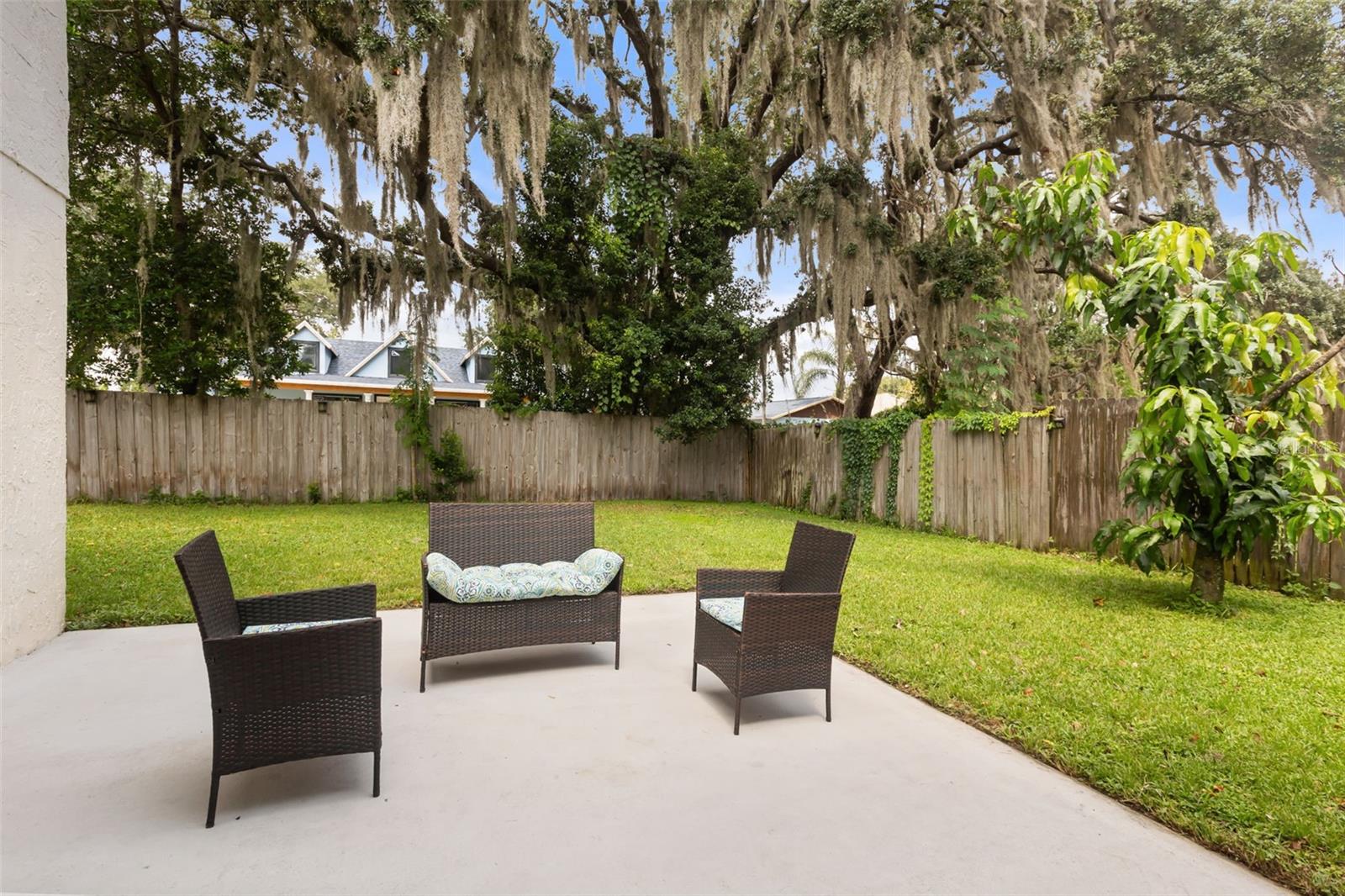 4562 CONWAY LANDING DR