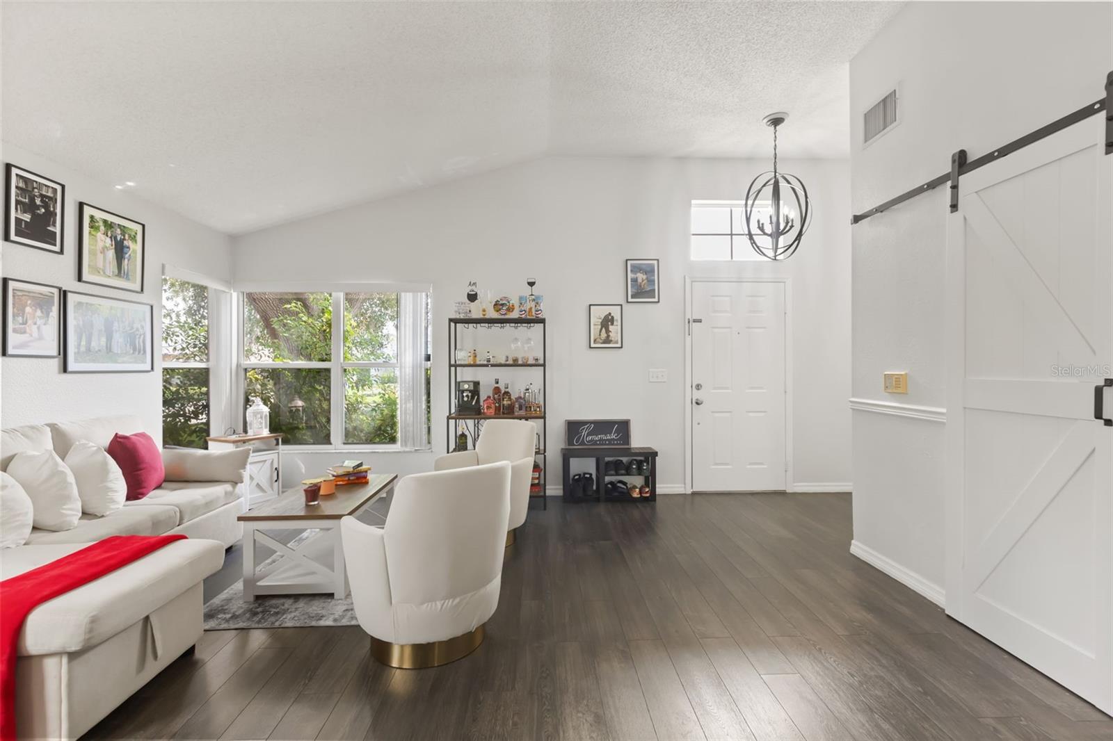 4562 CONWAY LANDING DR