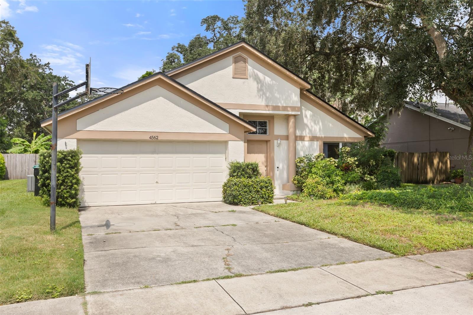 4562 CONWAY LANDING DR