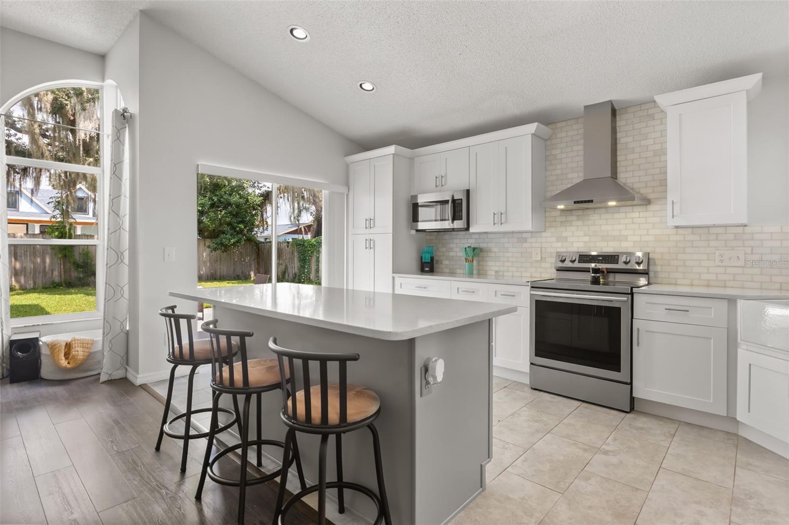 4562 CONWAY LANDING DR