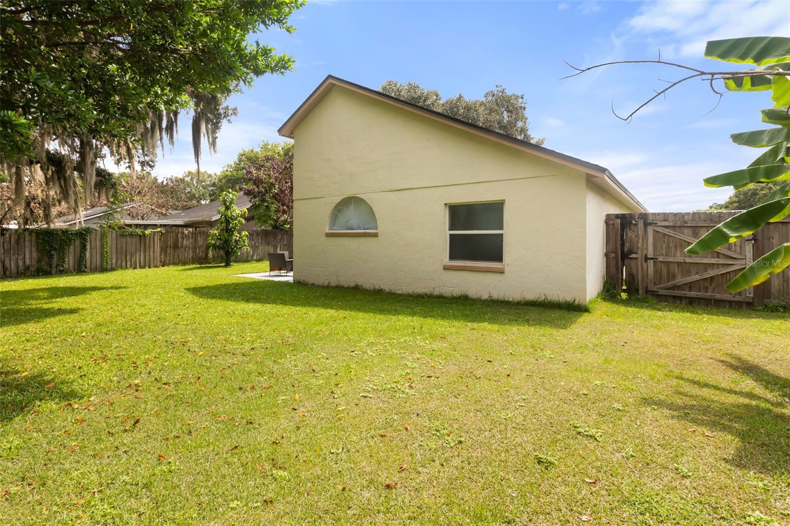 4562 CONWAY LANDING DR