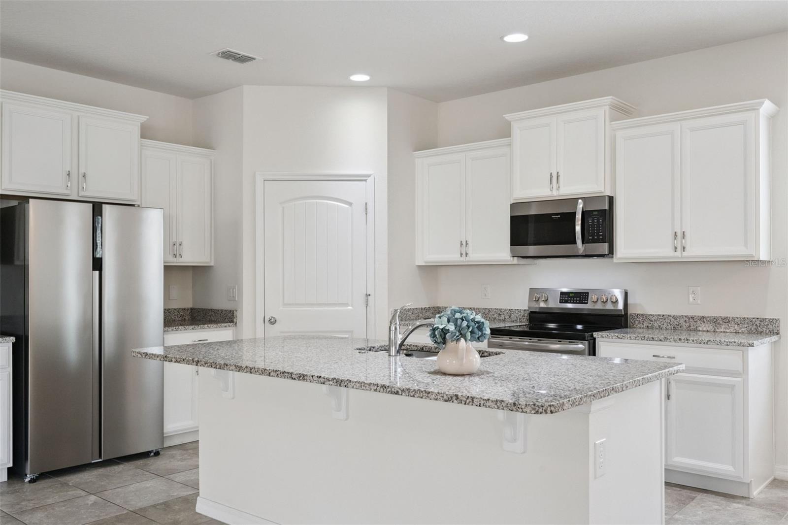 16031 PEBBLE BLUFF LOOP
