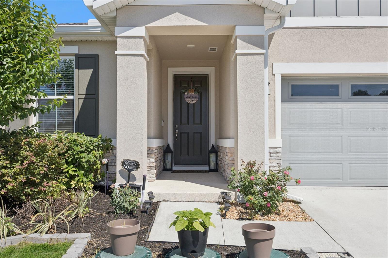 10053 SPRING LAKE DR