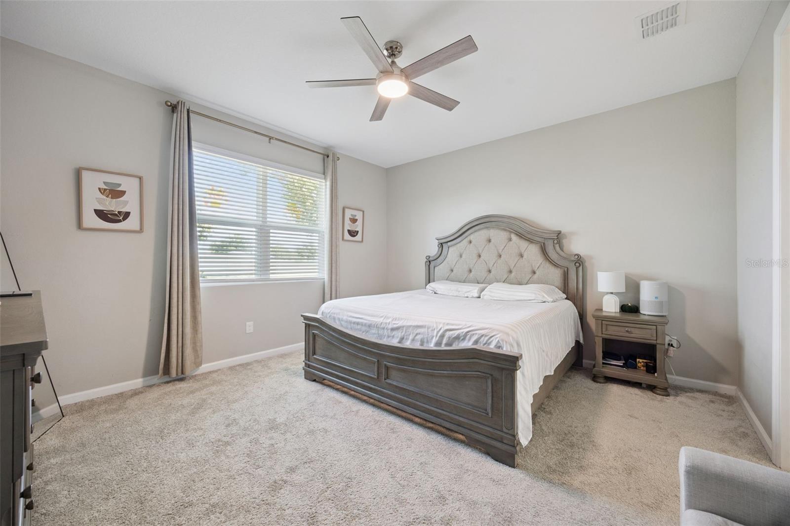 10053 SPRING LAKE DR