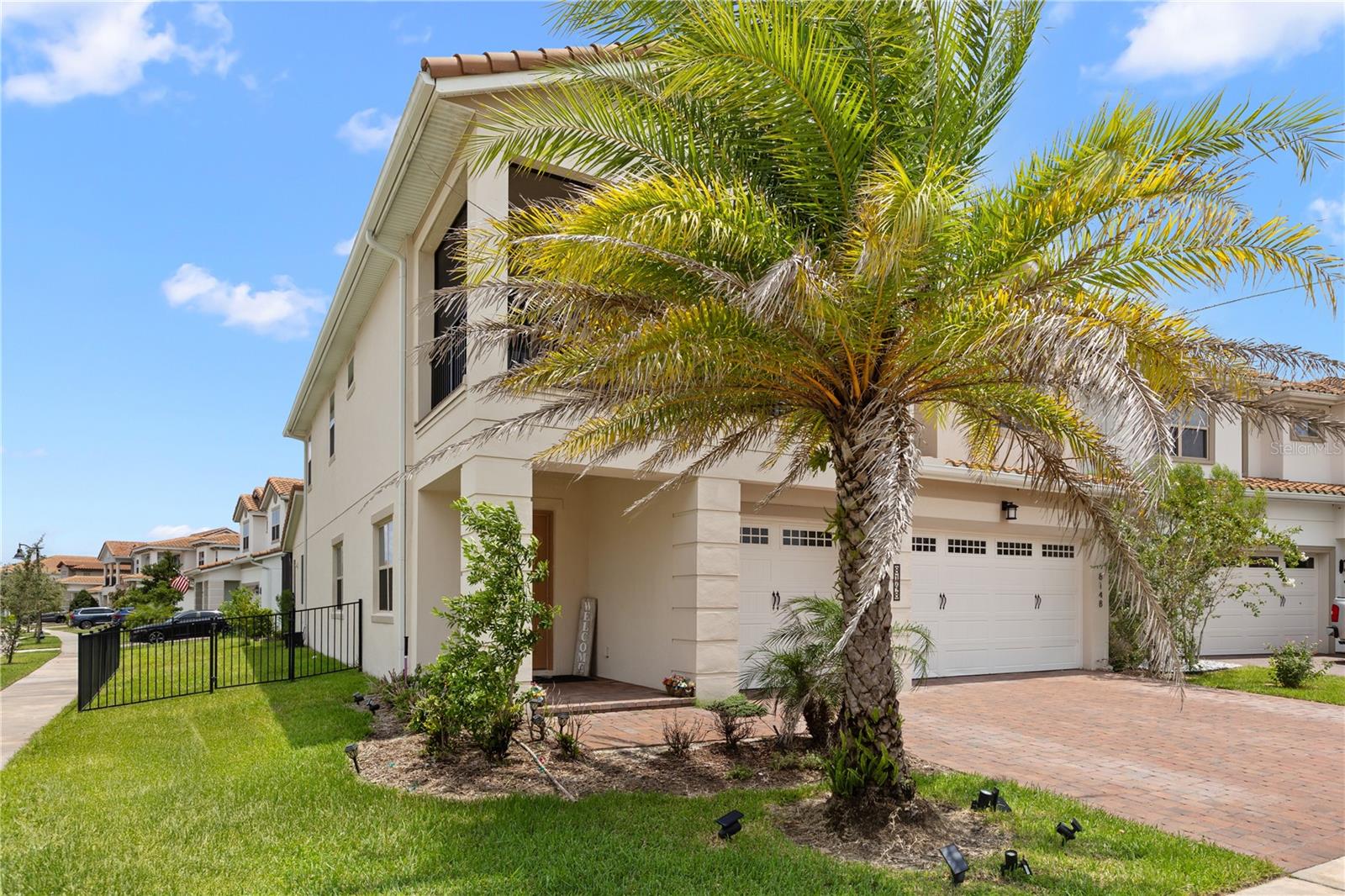 8148 CLEOBURY DR