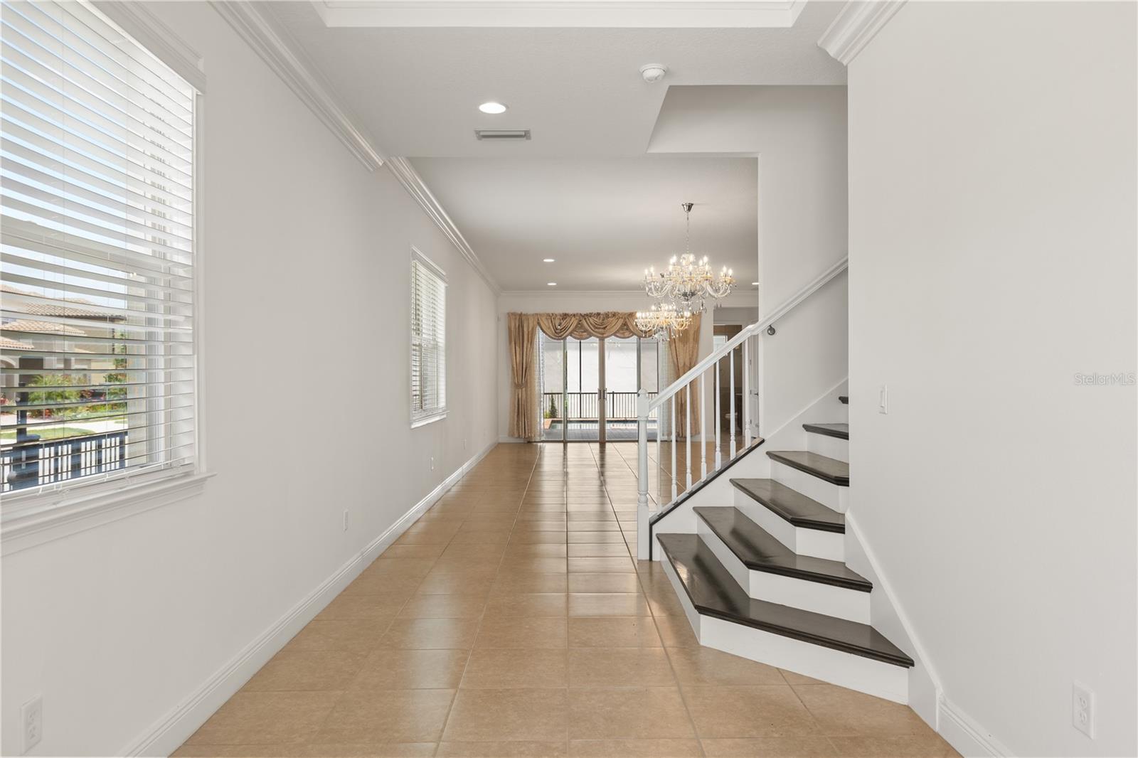 8148 CLEOBURY DR