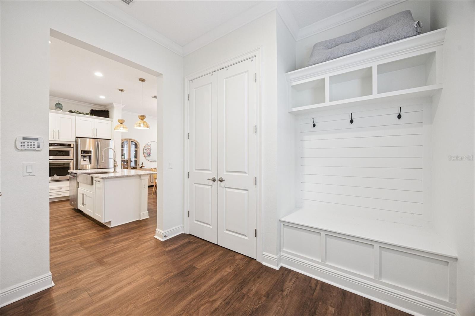 8866 BISMARCK PALM DR