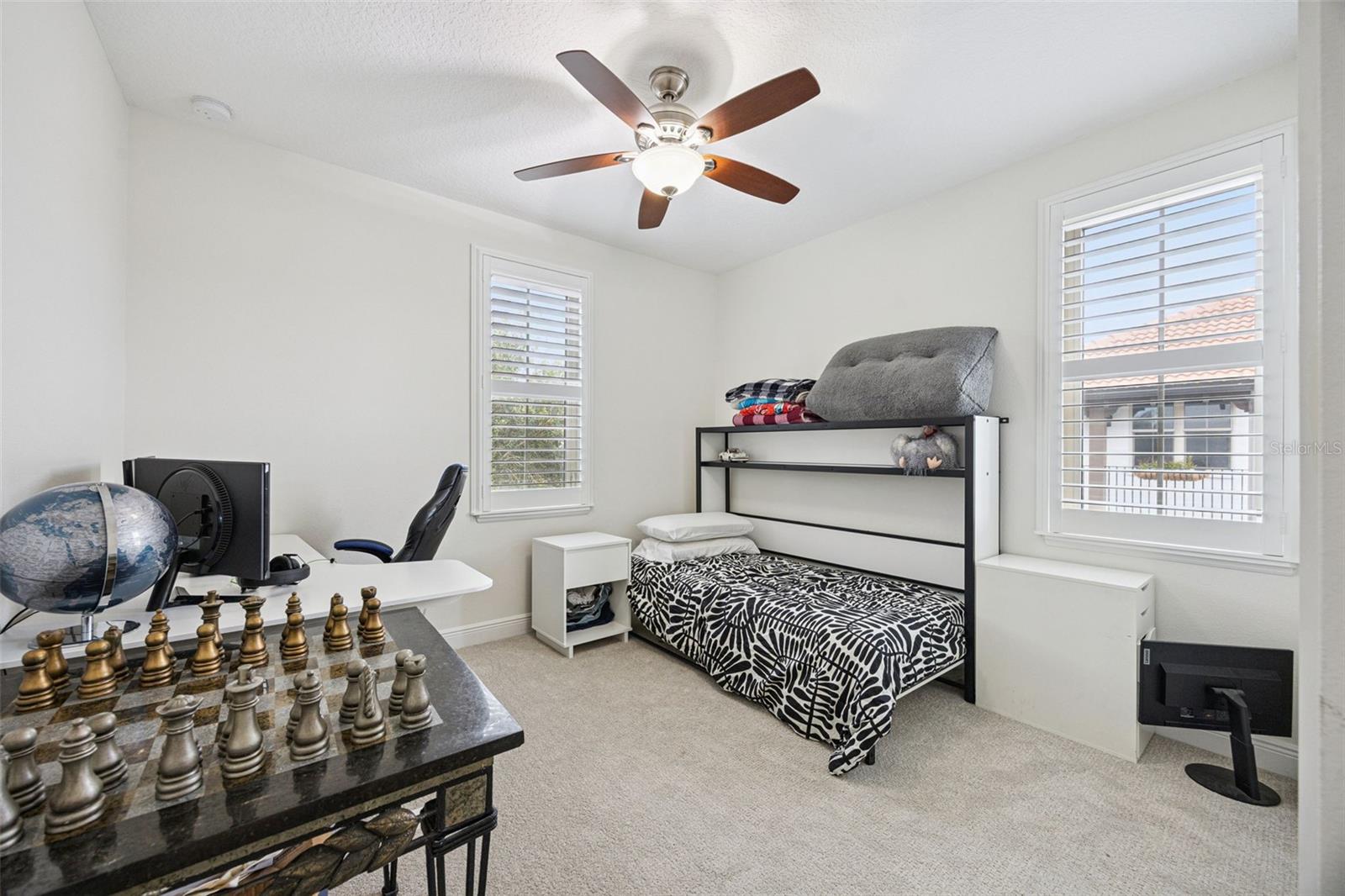 8866 BISMARCK PALM DR