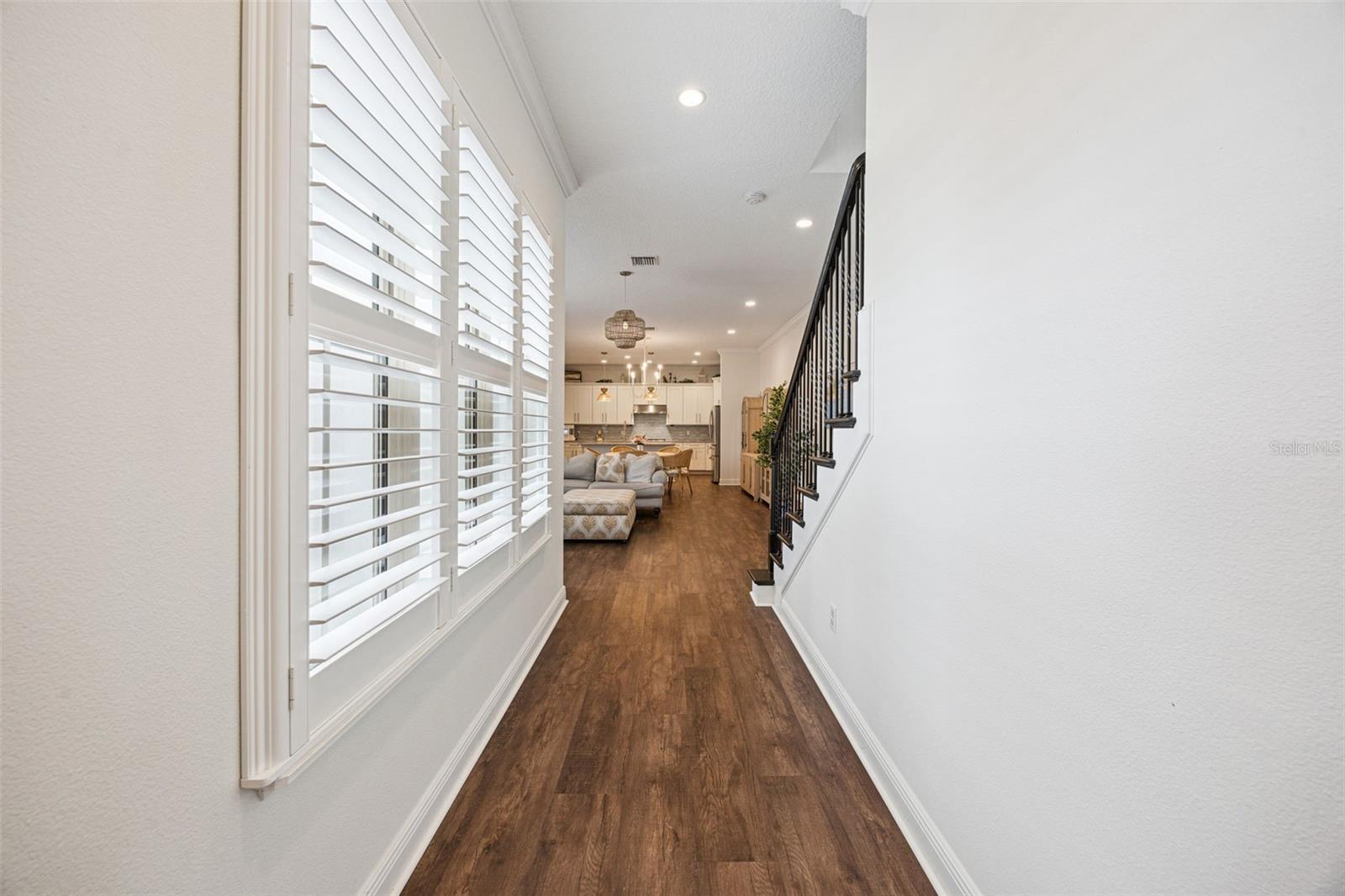 8866 BISMARCK PALM DR