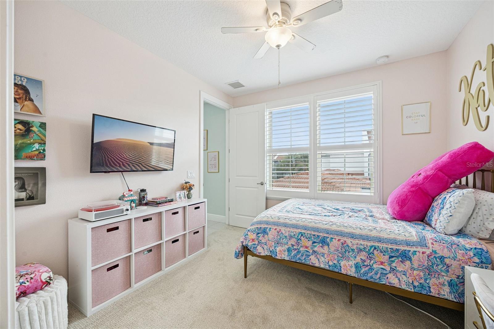 8866 BISMARCK PALM DR