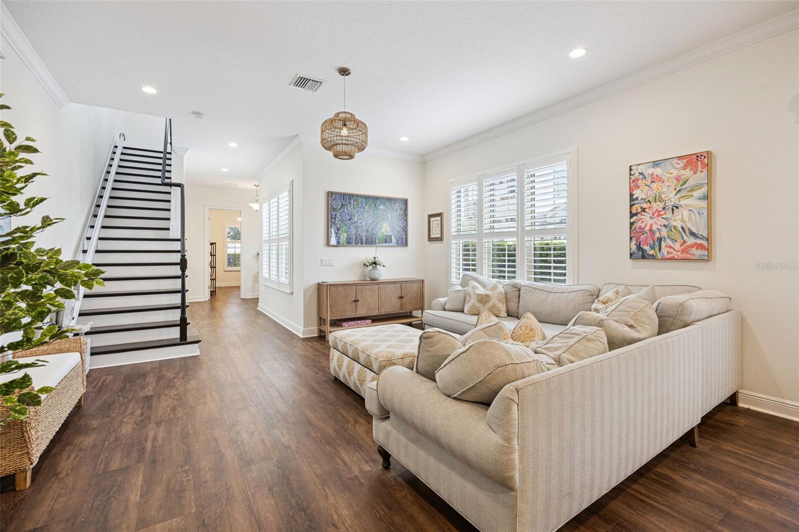 8866 BISMARCK PALM DR