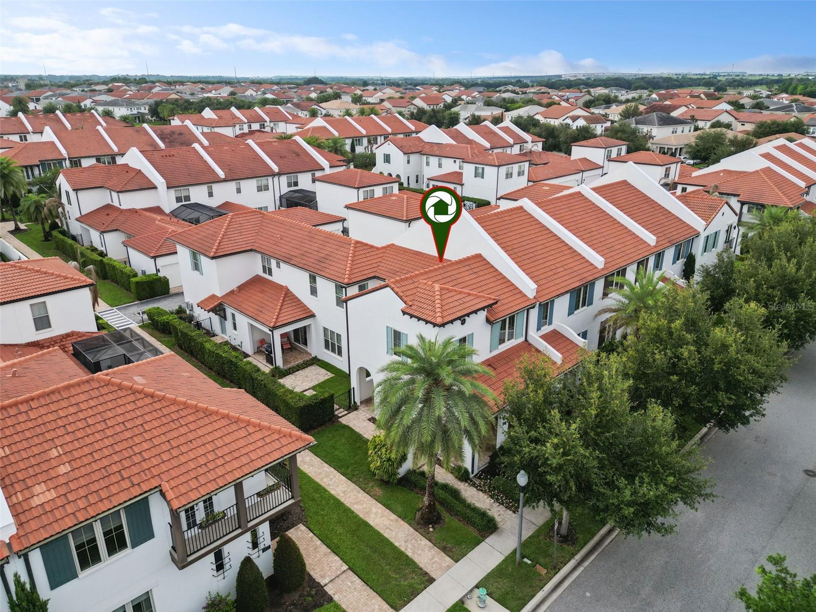 8866 BISMARCK PALM DR
