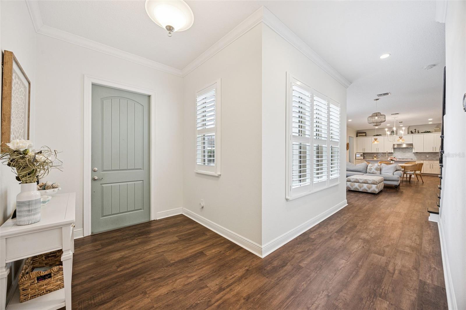 8866 BISMARCK PALM DR