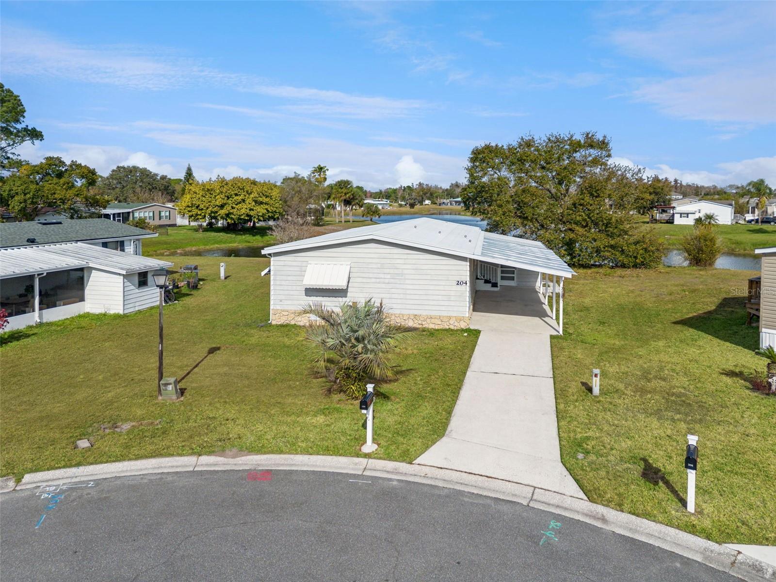 204 BAY CT