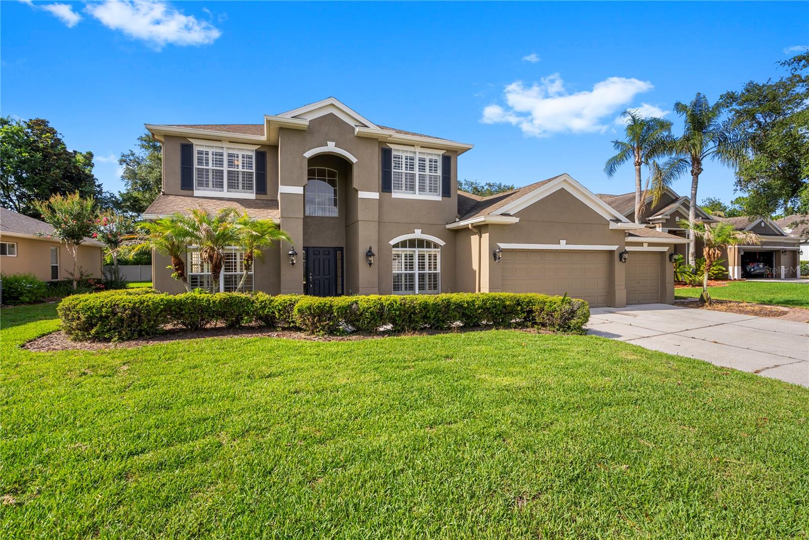 7402 WINDING LAKE CIR