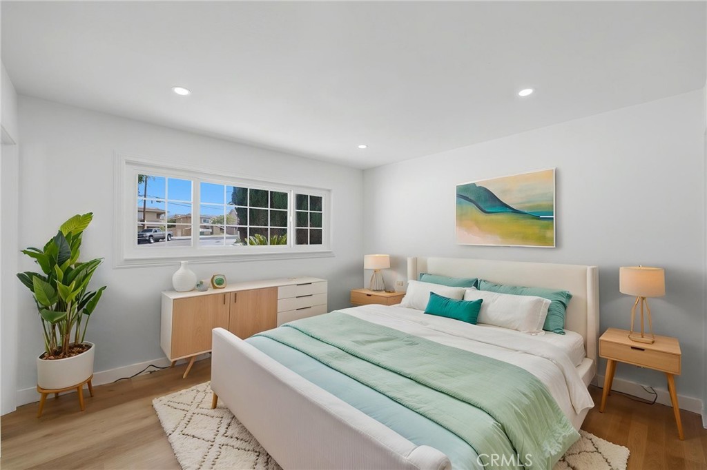 1430 Hillandale