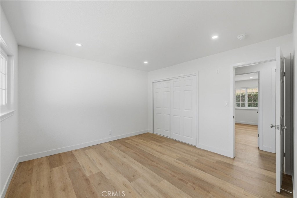 1430 Hillandale