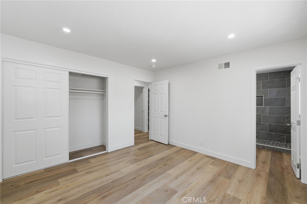 1430 Hillandale