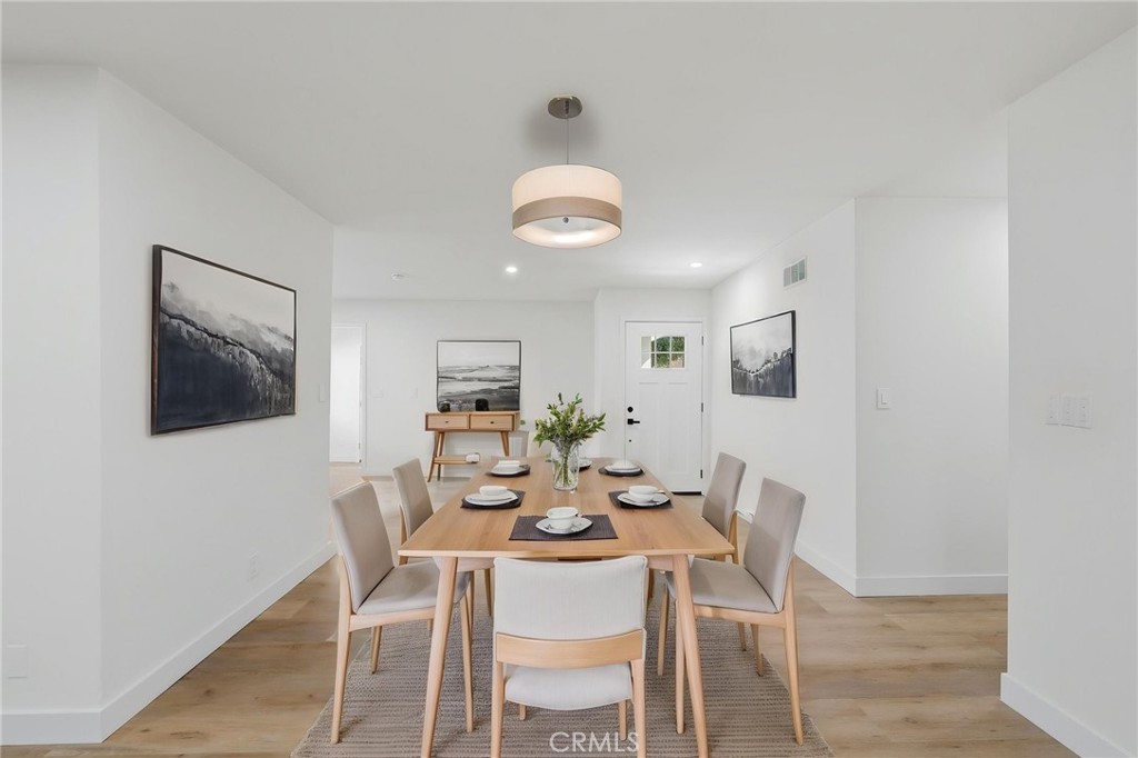1430 Hillandale