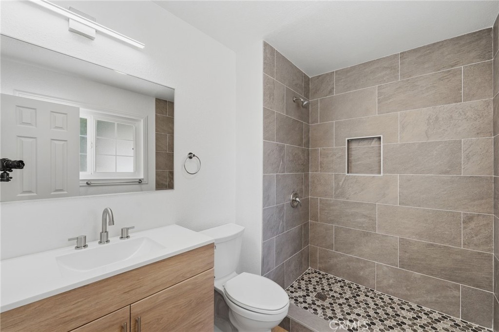 1430 Hillandale