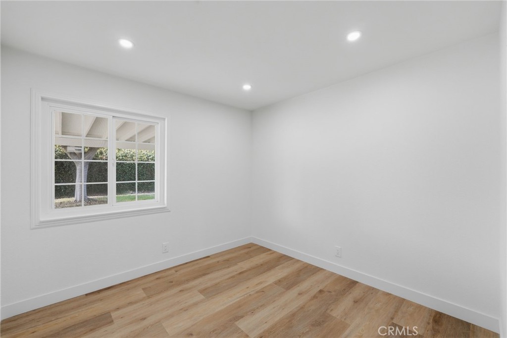 1430 Hillandale