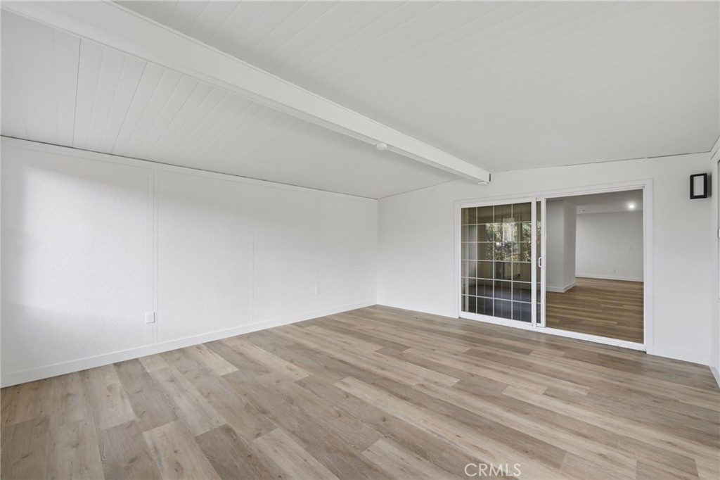 1430 Hillandale