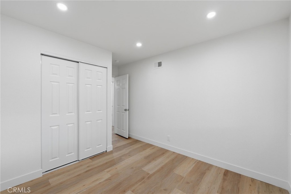 1430 Hillandale