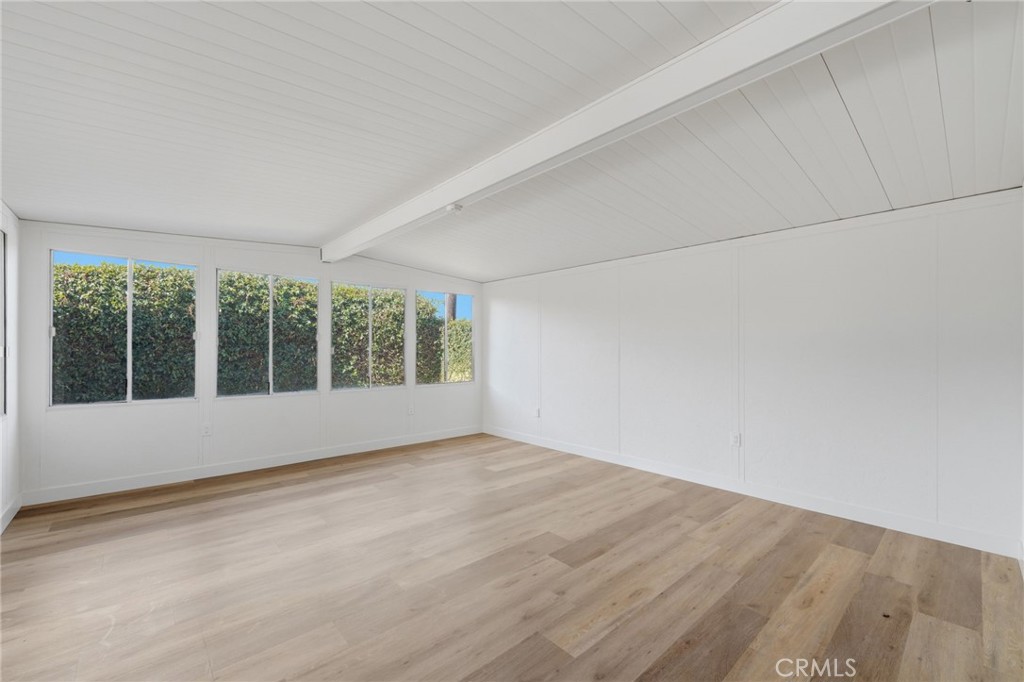 1430 Hillandale