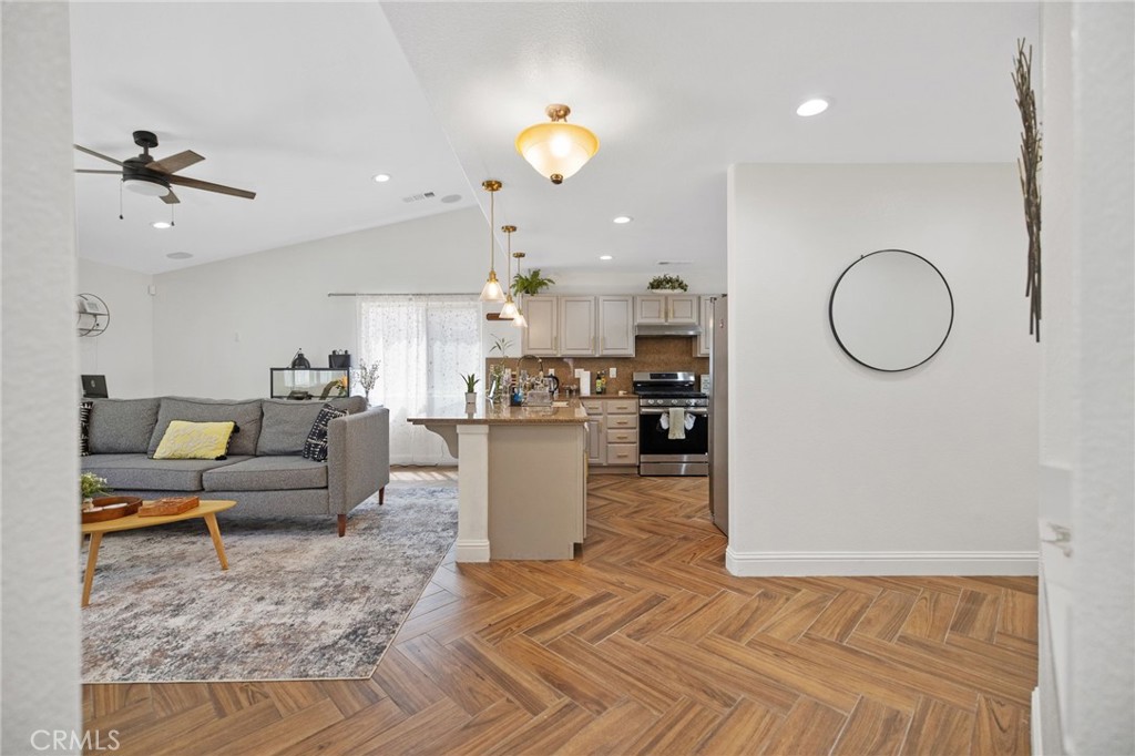 444 N Amador