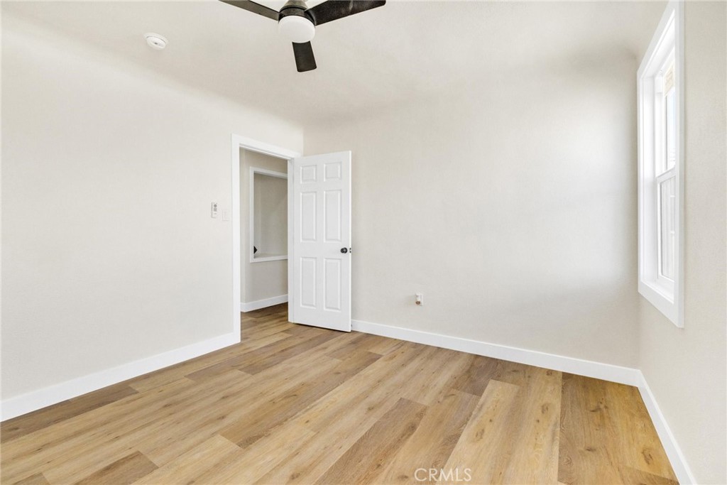 124 W Fredricks