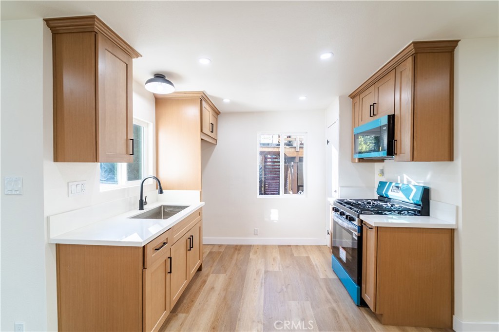 744 Woodland