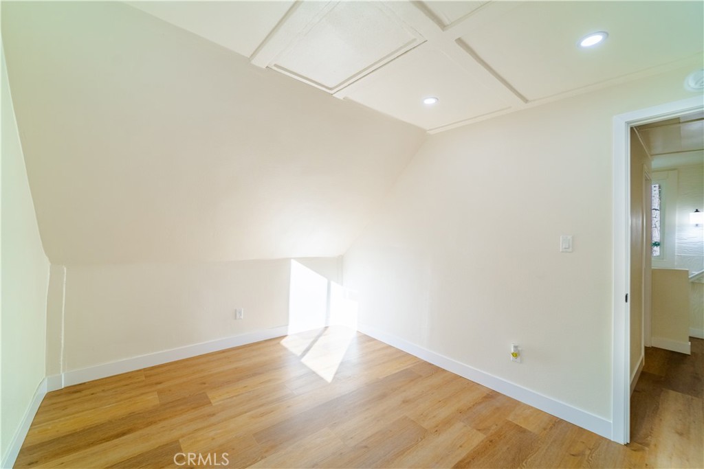 744 Woodland
