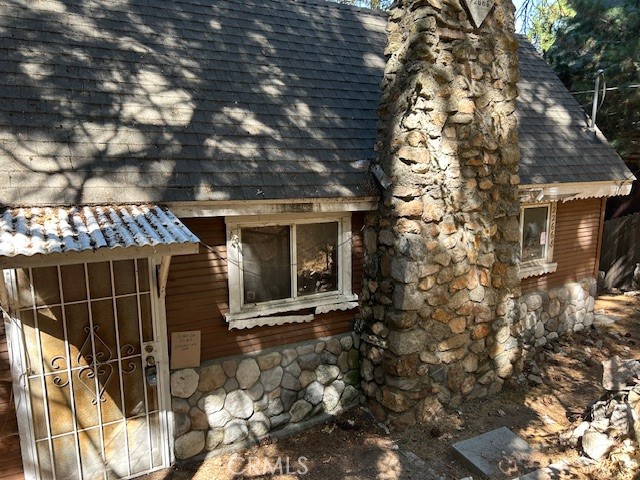 982 Oak (aka 22668 Crest Forest Dr.) Drive