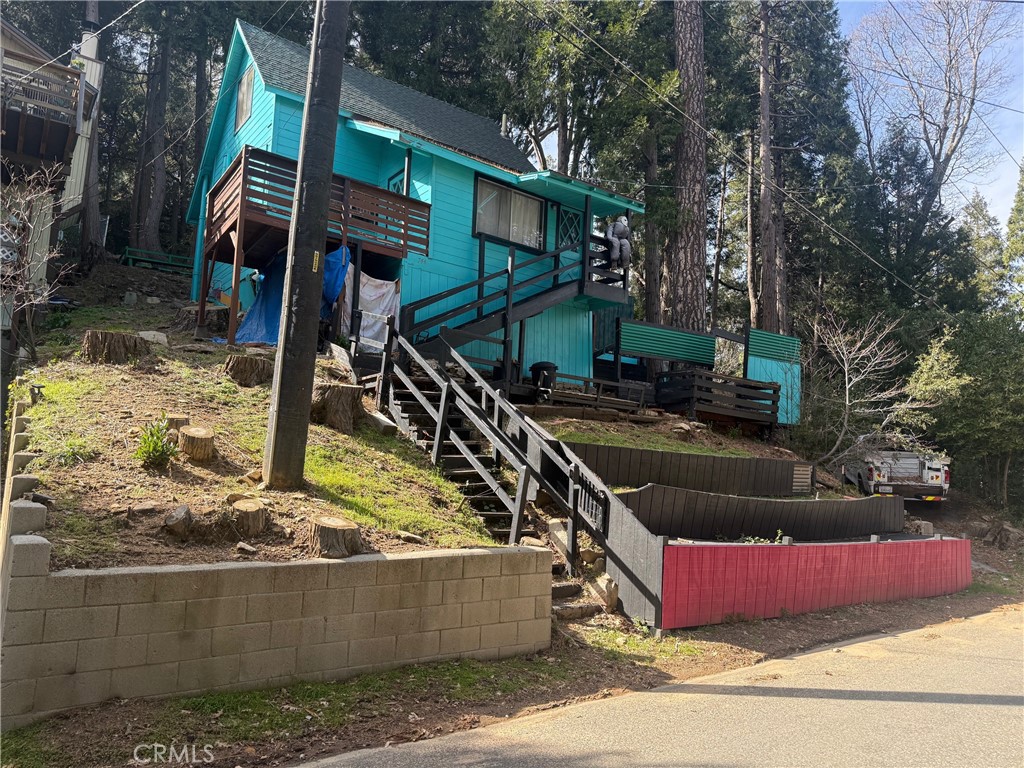 744 Woodland