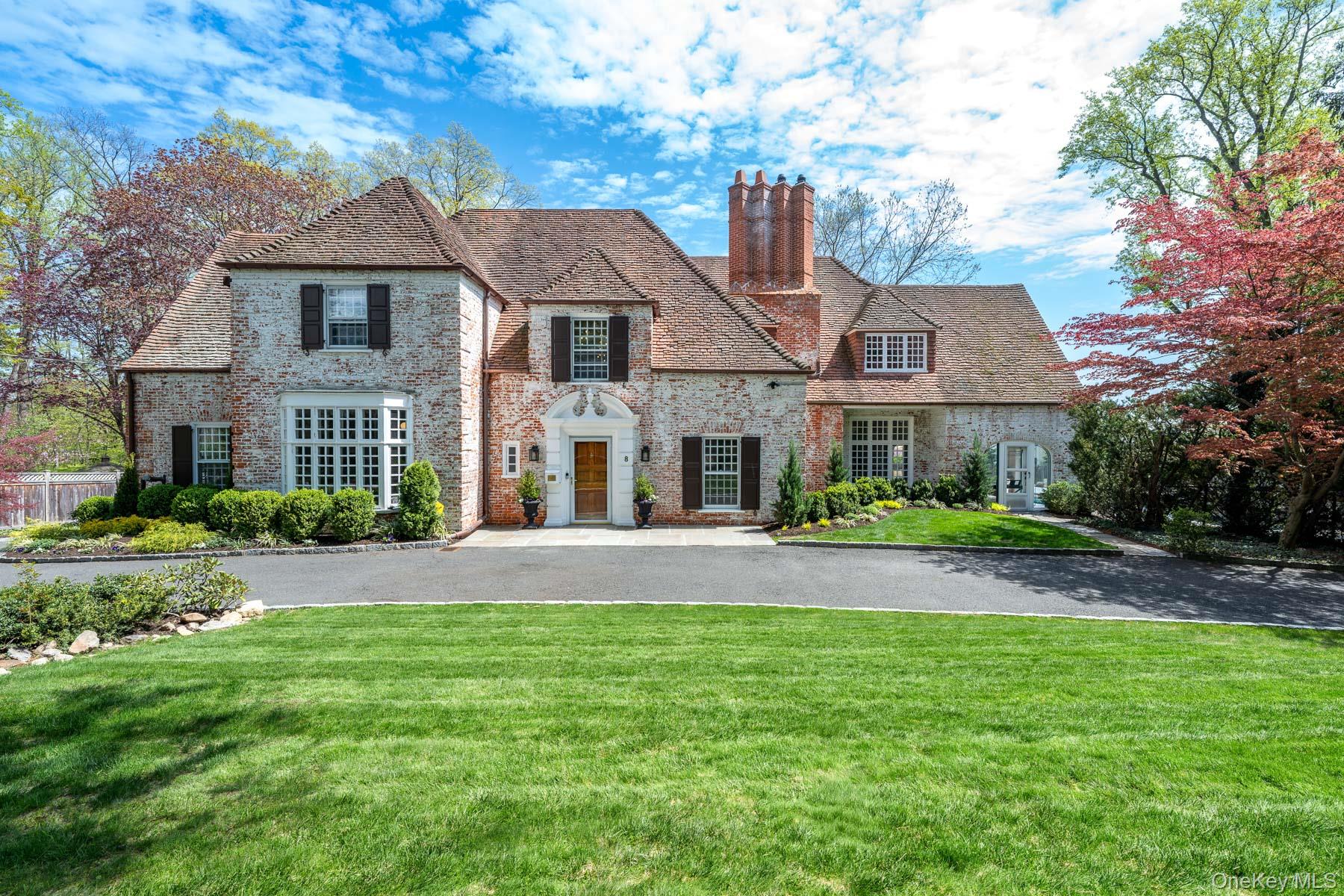 8 Rittenhouse Road