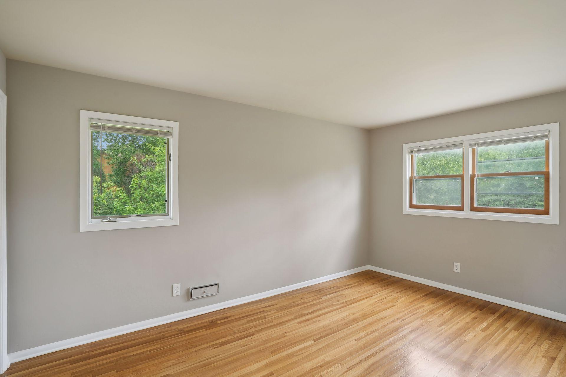 660 E 100th Street